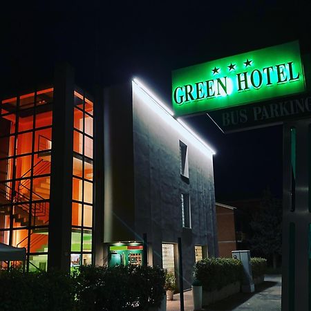 Green Hotel Poviglio  Экстерьер фото