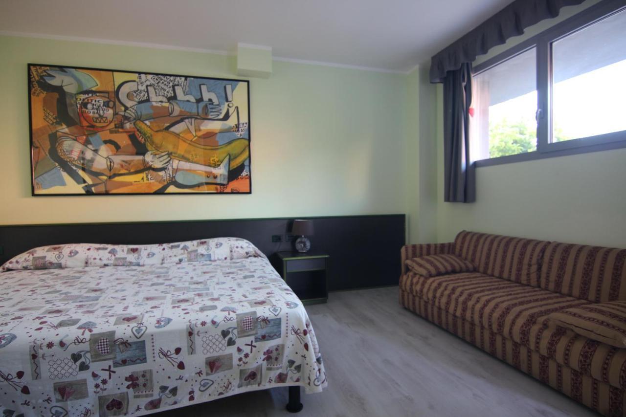 Green Hotel Poviglio  Экстерьер фото