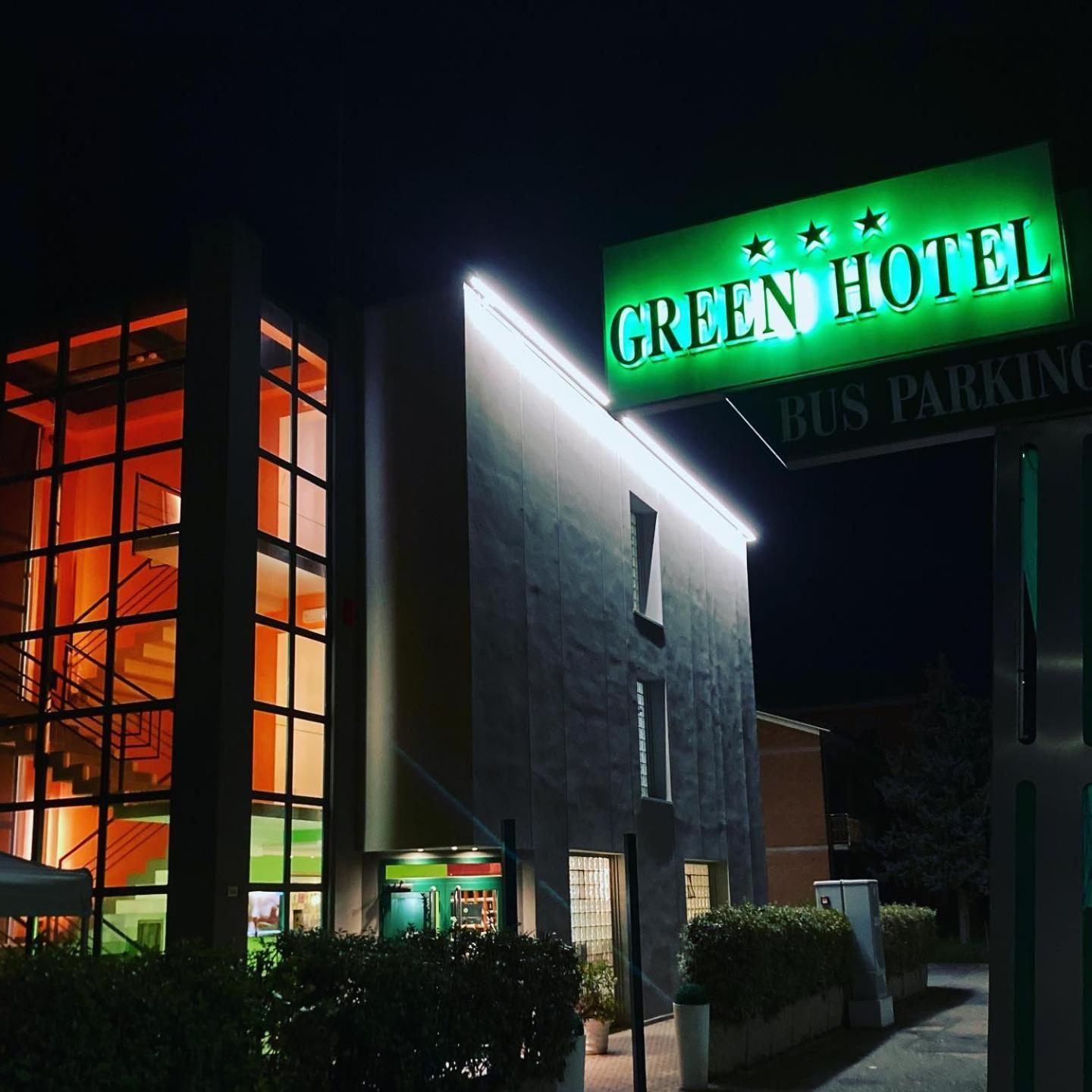 Green Hotel Poviglio  Экстерьер фото