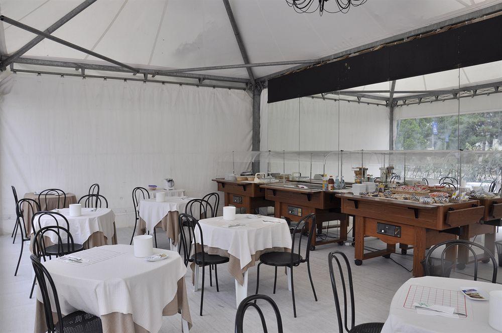 Green Hotel Poviglio  Экстерьер фото